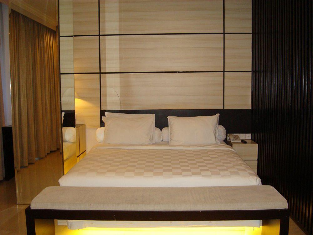Ap Suite Apartment Кута Екстериор снимка
