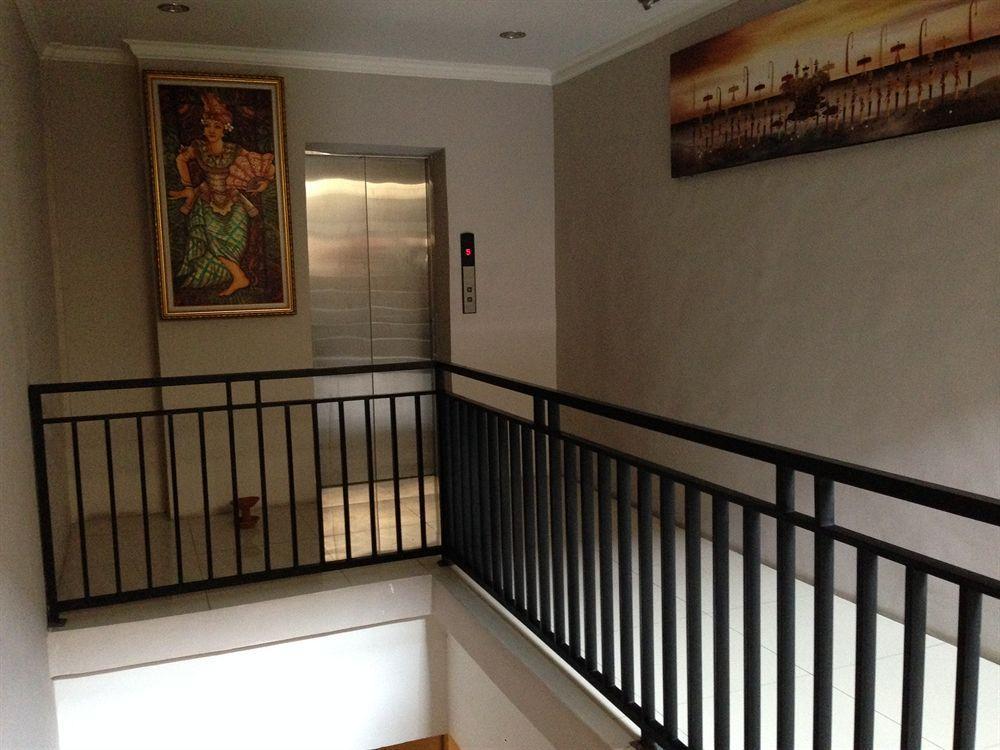 Ap Suite Apartment Кута Екстериор снимка