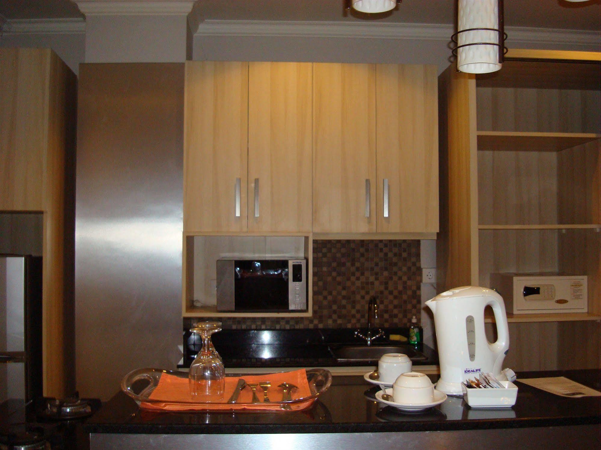 Ap Suite Apartment Кута Екстериор снимка