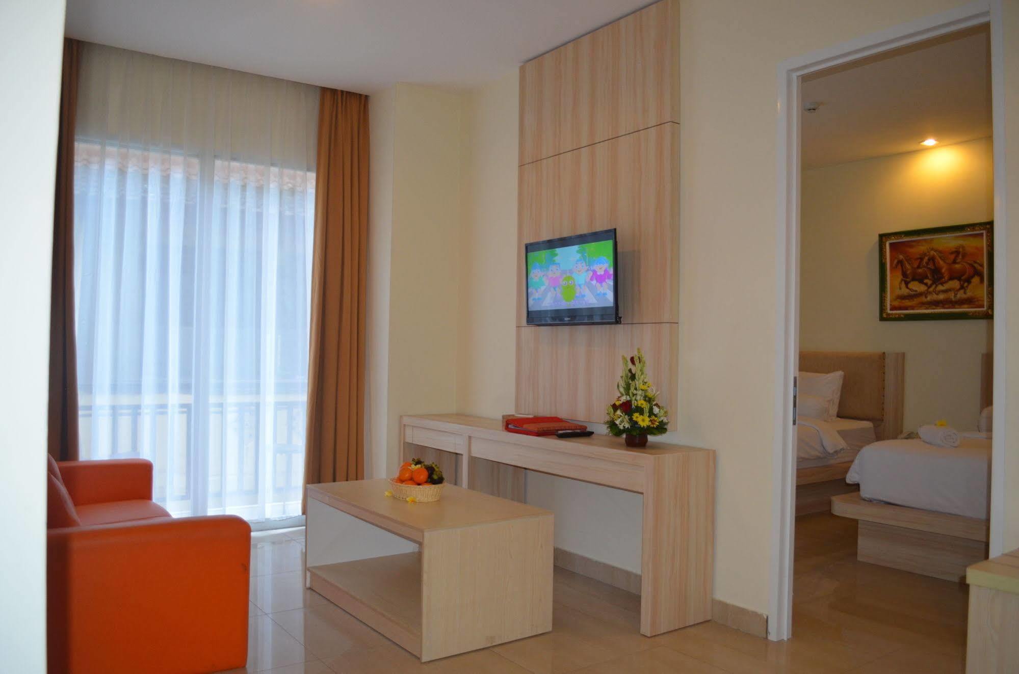 Ap Suite Apartment Кута Екстериор снимка